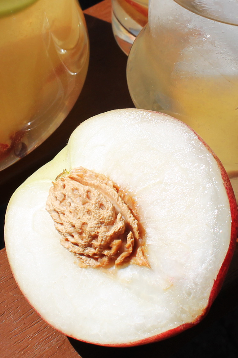 cocktail_Sangria_blanche_pêche_1ou2Cocktails_extra