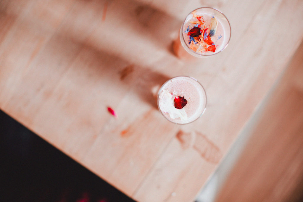 Cocktail_MilordChérie_Bellini_Hendricks_1ou2cocktails_0Z1A9328