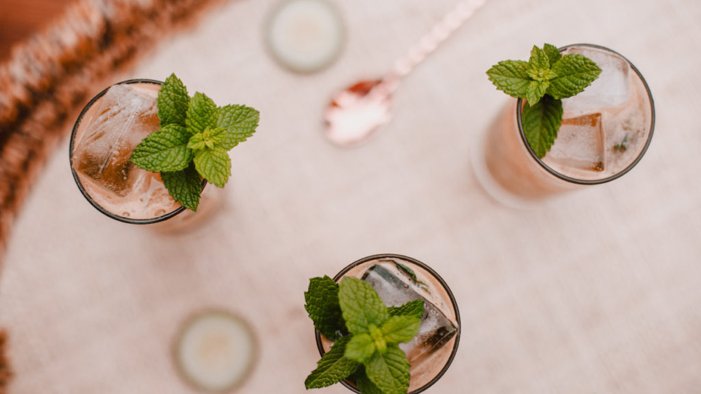 1ou2Cocktails_c_NesrineBrikci_EditionPapier_vol2_1ou2Cocktails_EditionPapier_vol2_0Z1A2536-copie