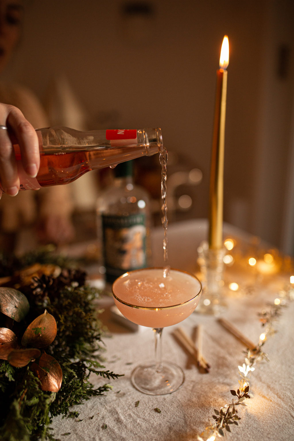 Cocktail_Holiday_French_75_1ou2cocktails_0Z1A5480