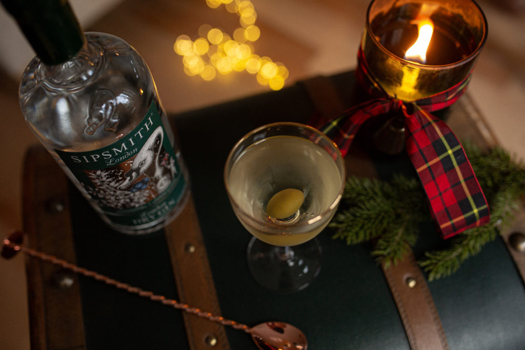 Cocktail_Tuxedo_dress_Sipsmith_1ou2cocktails_0Z1A3688