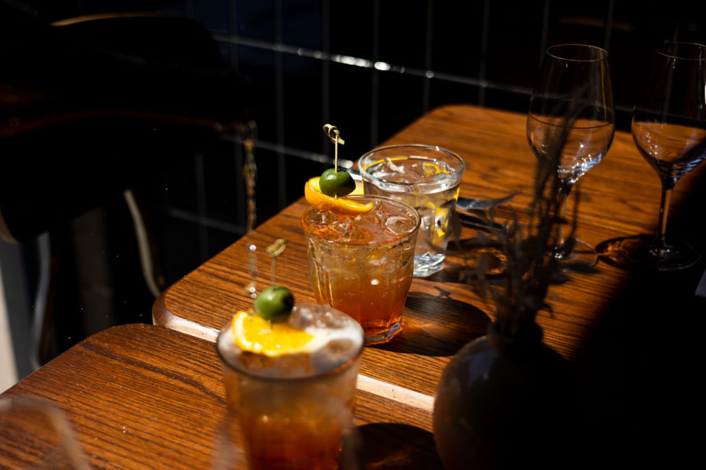 Cocktail_AmermeladeSpritz_pizzeriano900_1ou2Cocktails_AW3A3893