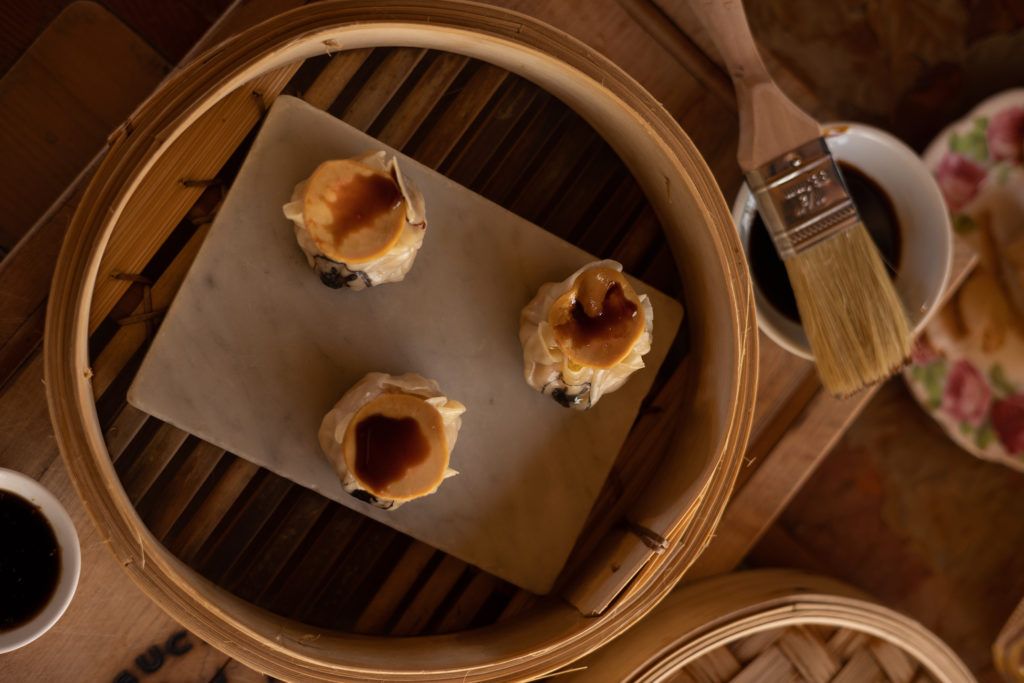 Recette_dumpling_foiegras_pied_de_Cochon_1ou2Cocktails_AW3A4471 copie