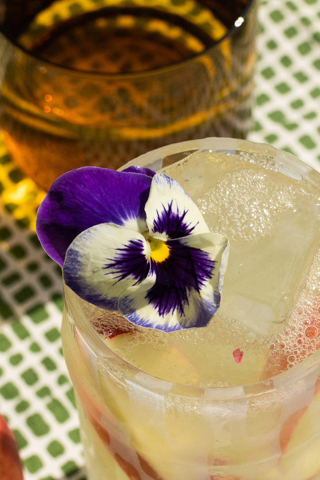 Cocktail_limonade_peche_blanche_1ou2Cocktails-c_AW3A3521