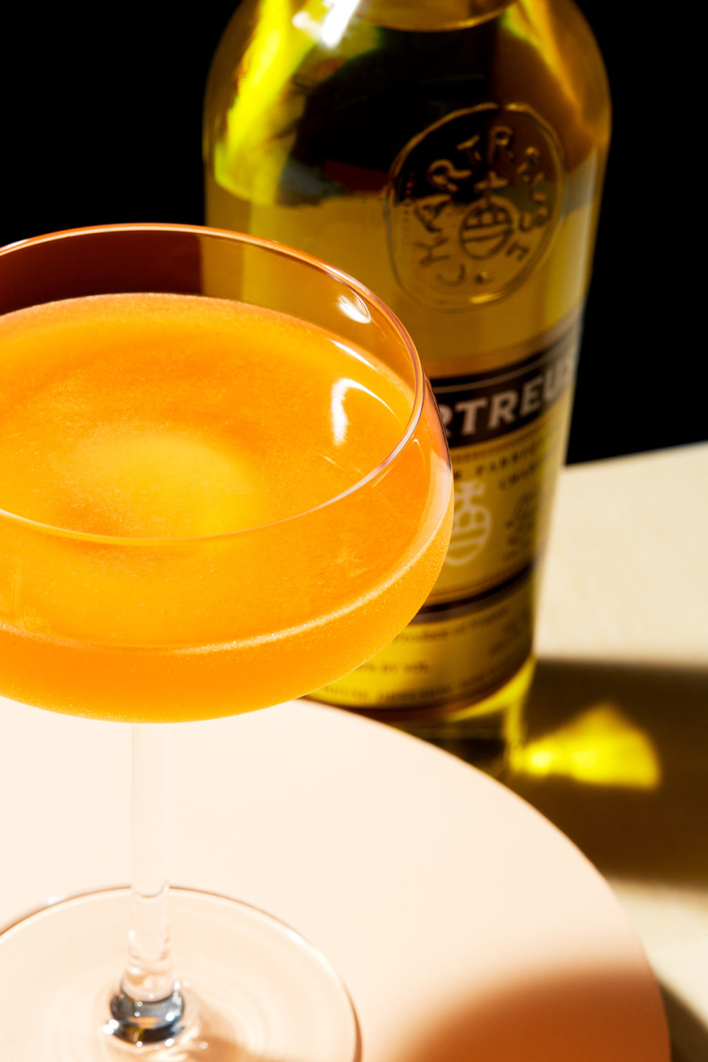 Cocktail_Naked_and_Famous_1ou2Cocktailskp_06092022_24809_lr