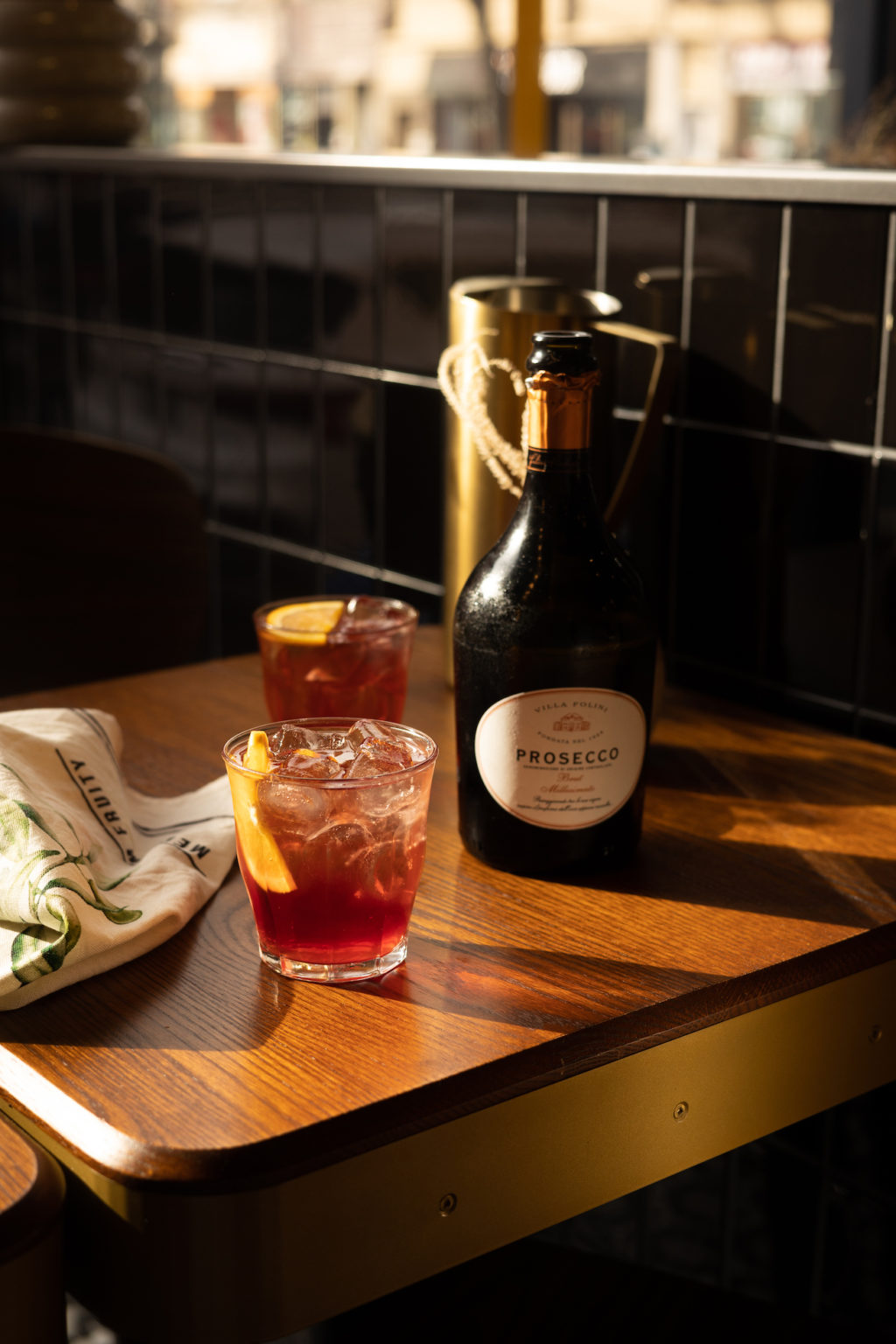 Cocktail_PizzeriaNo900_Atoca_Spritz_1ou2Cocktails_Cocktail_PizzeriaNo900_bitterspritz_1ou2Cocktails_AW3A3764