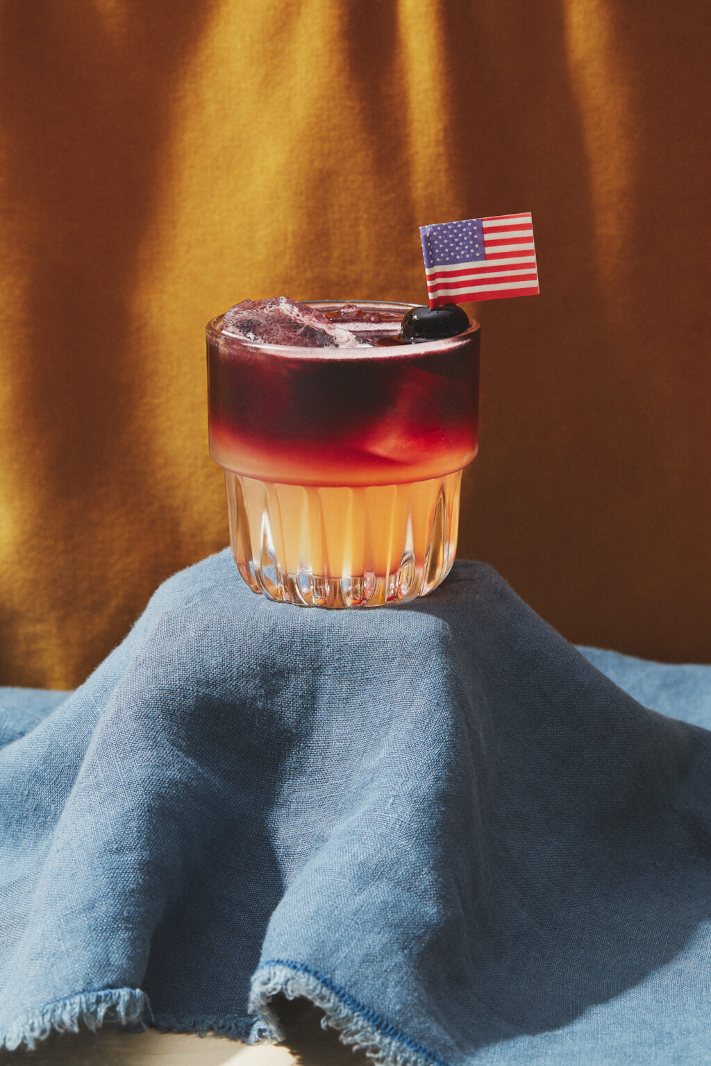 Cocktail_new-york-sour_1ou2Cocktails_kp_09122022_28175_lr