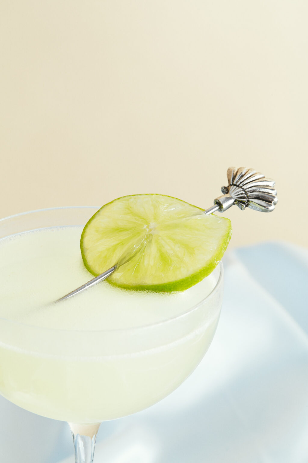 Cocktail_Gimlet_1ou2Cocktails_kp_09222022_28818_lr