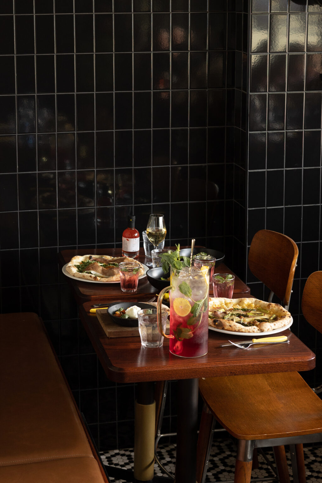 Cocktail_sangria_cosmopolitaine_pichet_Pizza_no900_1ou2Cocktails_AW3A2870