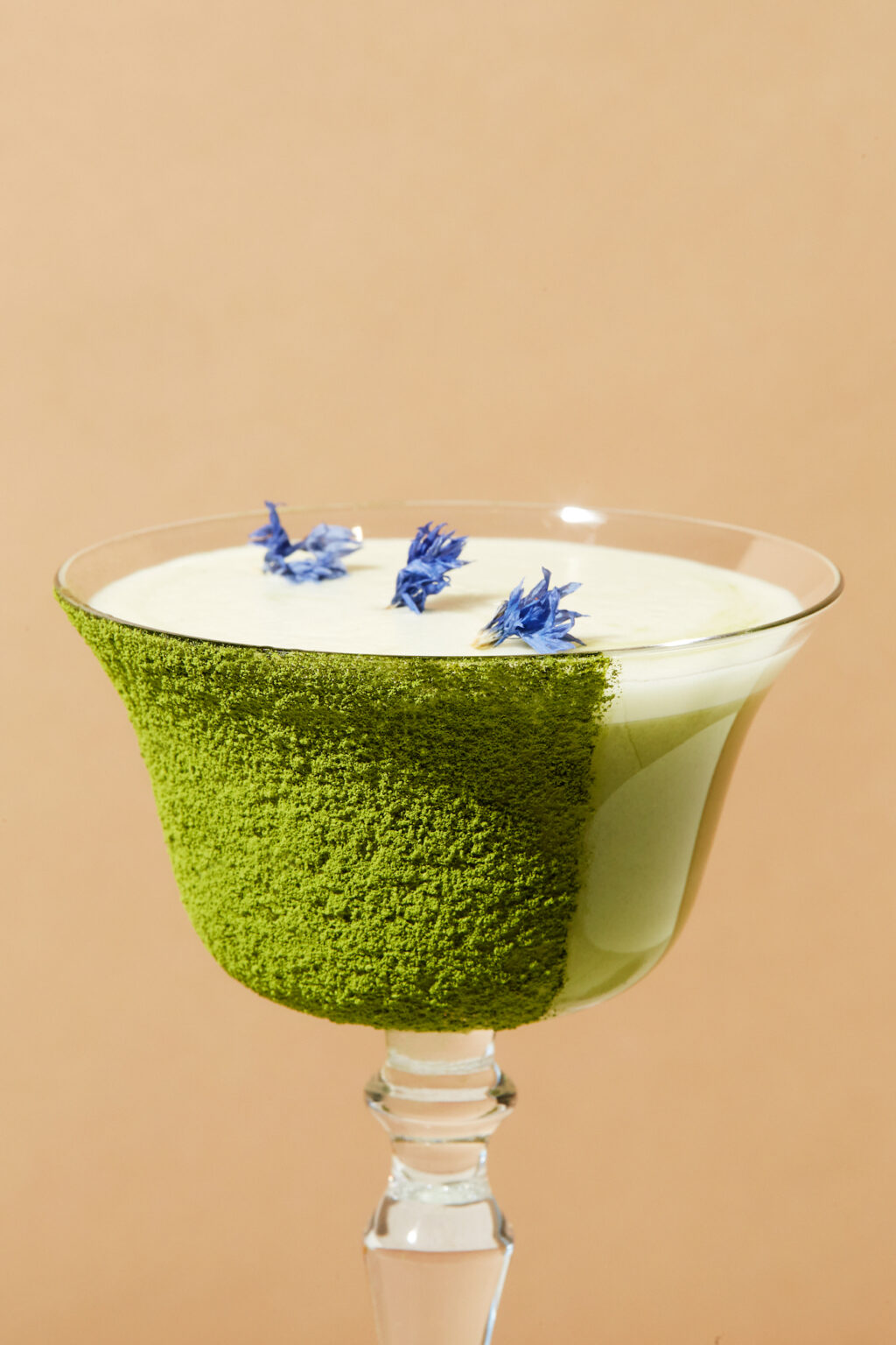Cocktail_Matcha_Sour_BurnbraeFarms_1ou2Cocktails_kp_11292022_0109_lr