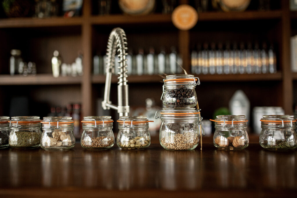 Cocktail_Gimlet_celeri_persil_Cote-Des-Saints_2